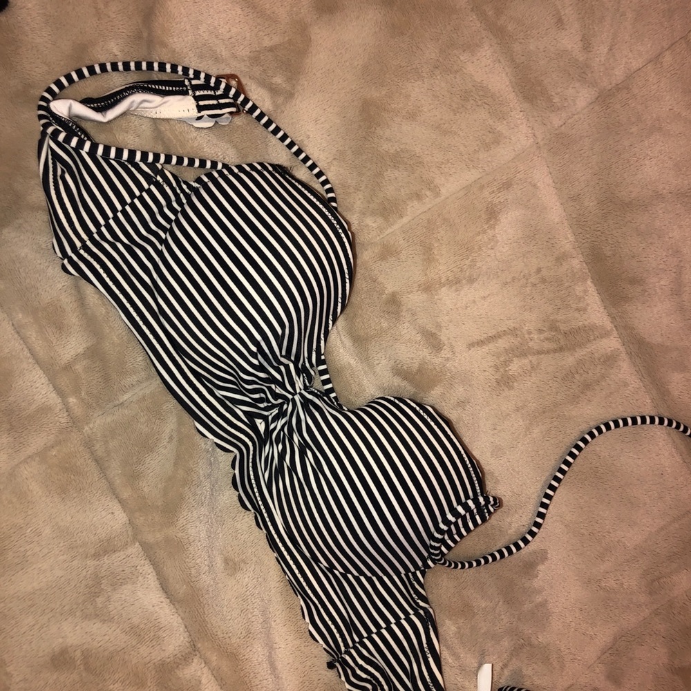 black and white bikini striped top